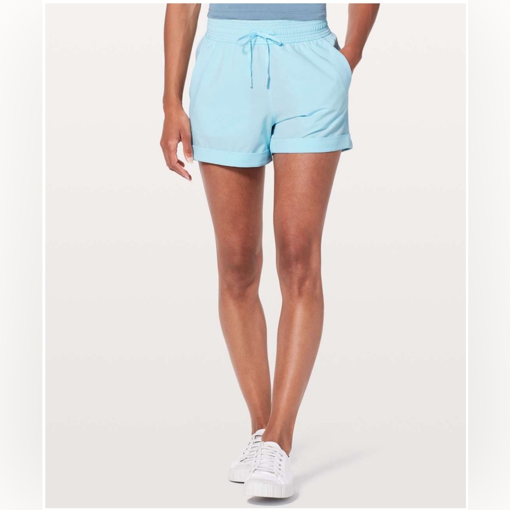 Lululemon Spring Break Away Short *4-way Stretch 3"